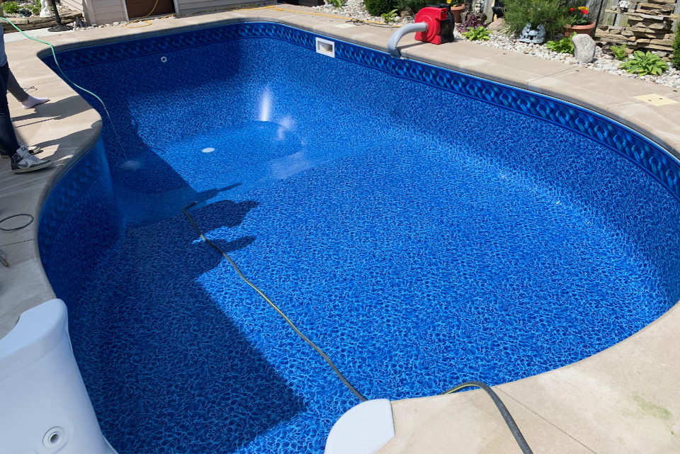 Pool Liner Replacement - Niagara Falls